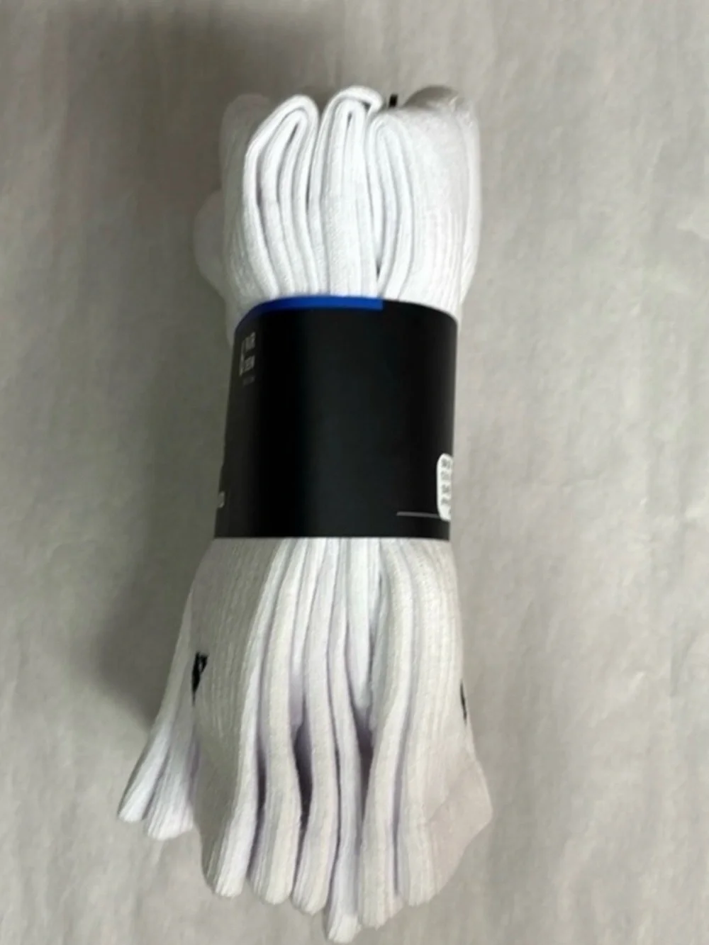 New Adidas Socks Men’s 6 Pair White Cushioned Crew Sock Casual Athletic Active